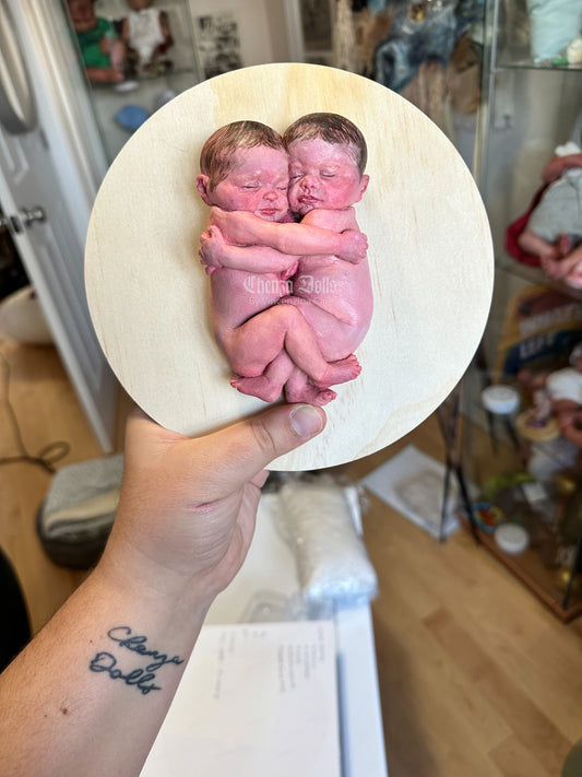 Resin Doll- Victor and Eloise